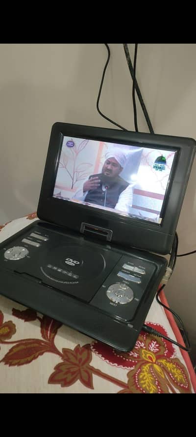 Portable DVD player