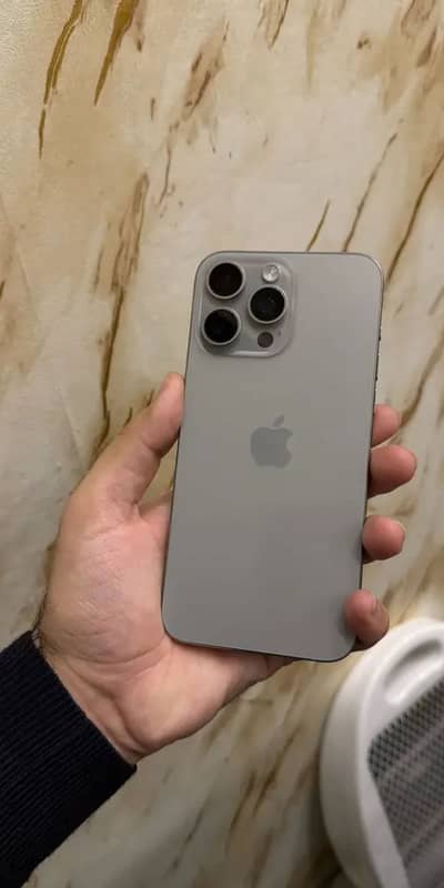 Iphone 15 pro max 256gb pta Approve