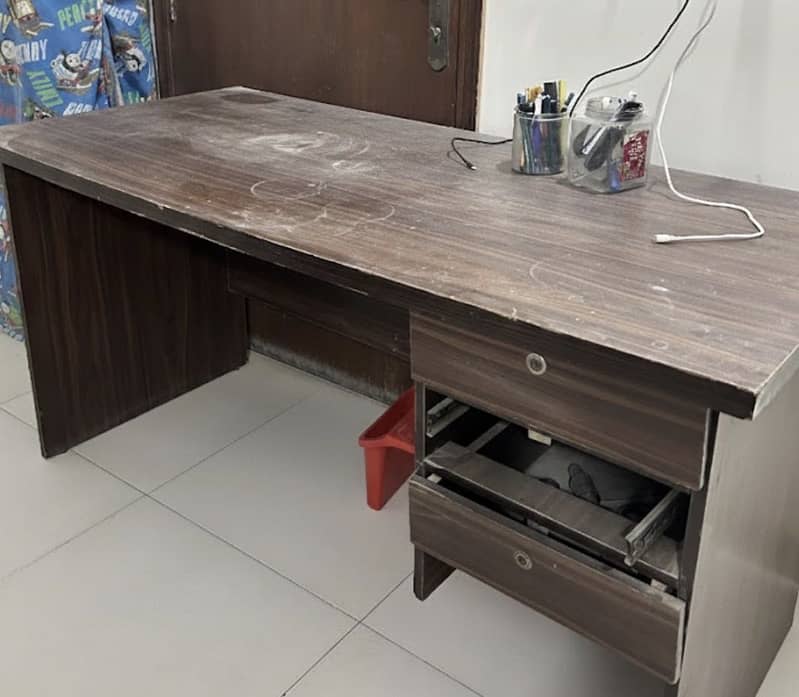 Office table 0