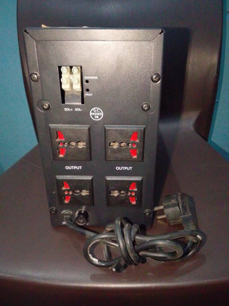 short backup computer ups 2