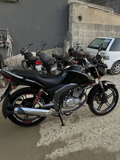 Suzuki gsx 125