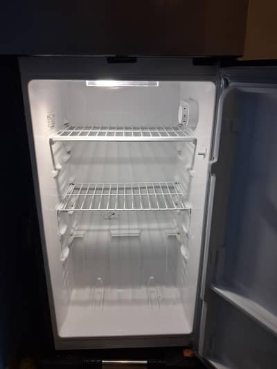 dawlance small size inverter fridge 9149