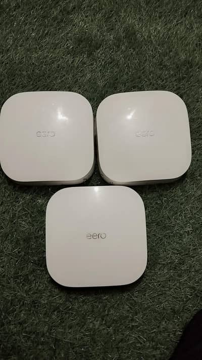 Eero Pro 6 Tri-Band Mesh Wi-Fi 6 Router (pack of 3)