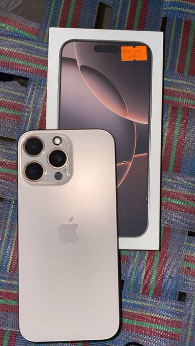 IPhone 16 Pro Max desert Titanium