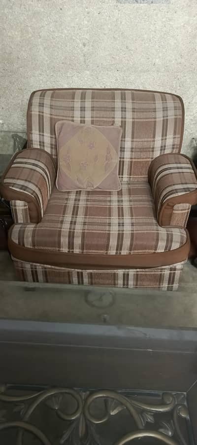 7 seater sofa set  for sale.