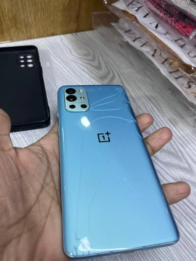 One Plus 9r 12gb+256gb