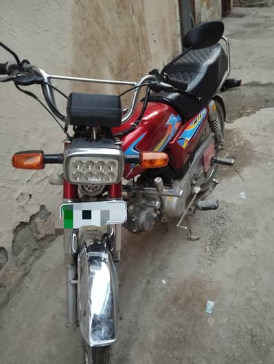 metro cd 70 for sale in good condition