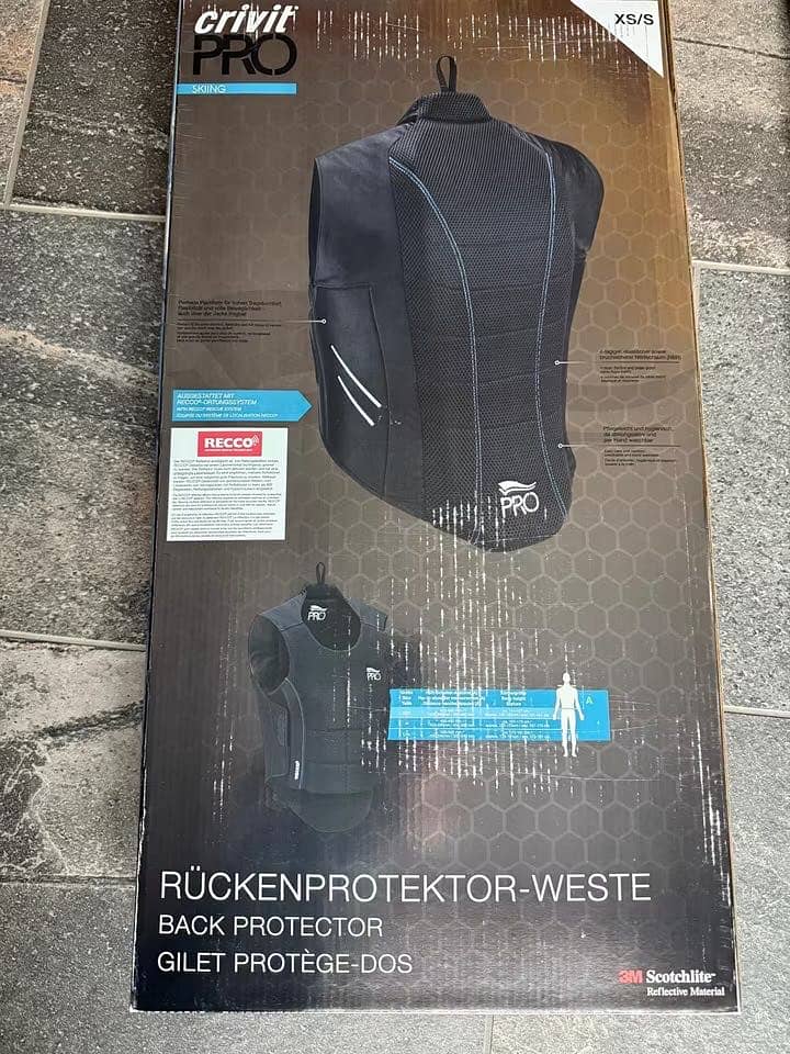Body armor jacket 9