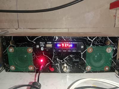 MO3 or FM radio 12vdc