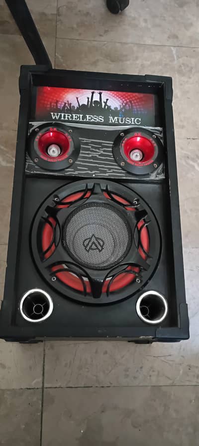 Audionic speaker 8"