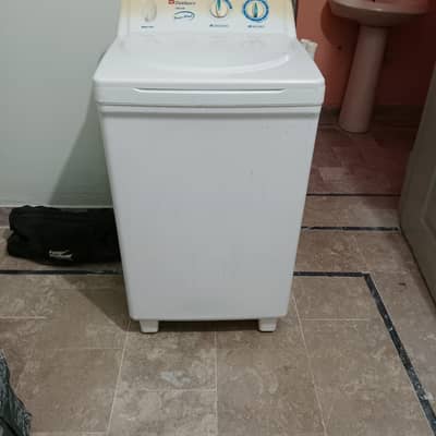 washing machine dawlance company ki use mein hai