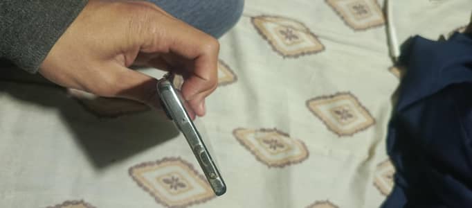 Tecno camon 40 pro