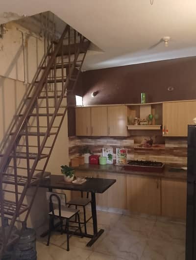 Prime Location Federal B Area - Block 9 Upper Portion Sized 80 Square Yards For sale