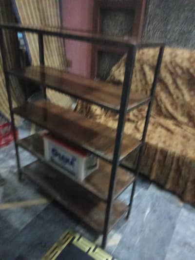 desk for books for conter