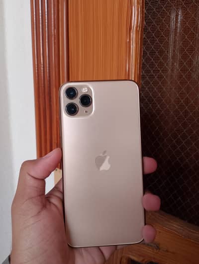 iphone 11 pro max gold colour 64gb battery change 100%