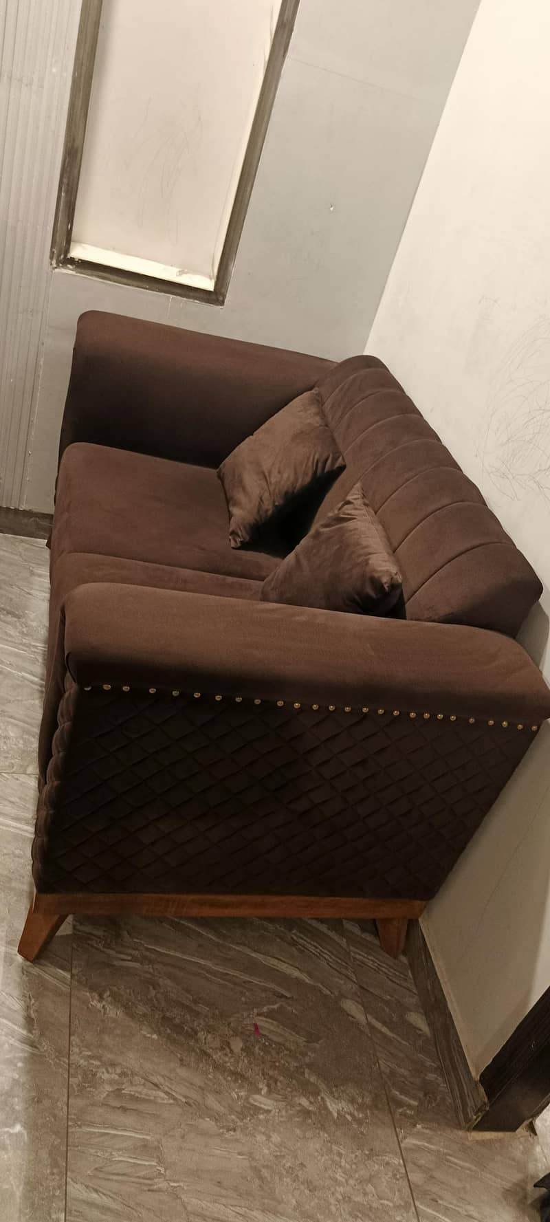 7 seater sofaPremium – Elegant & Comfortable 4