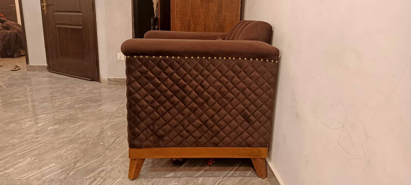 7 seater sofaPremium – Elegant & Comfortable 8