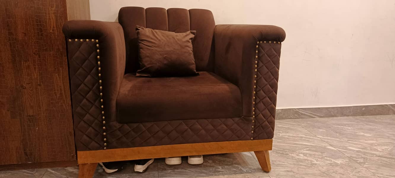 7 seater sofaPremium – Elegant & Comfortable 9