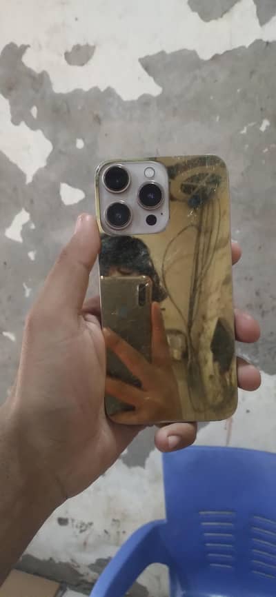 iPhone XR connect 16 pro