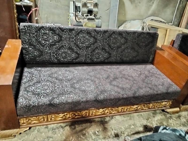 sofa set and table 4