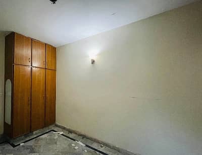 House Sized 3 Marla Available In Al-Hamd Park