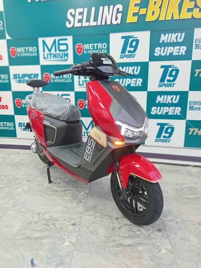 Metro E8S Mountain Climber Lithium Electric Scooty 2026 Model/Ramza/EV