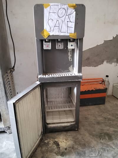 PoSh Water Dispenser Genuine with Mini Fridge