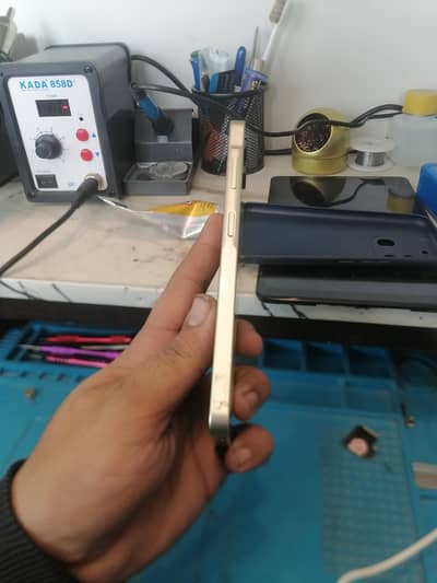 samsung a06 4gb 64gb with bix 10/10 condition 6.5 months wranty reman