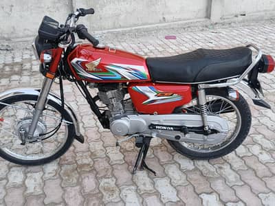 Honda 125 2023 model all Punjab number for sale