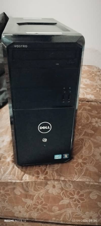 Home used  DELL  VOSTRO complete gaming PC with monitor