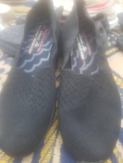 SKECHERS with Memory form