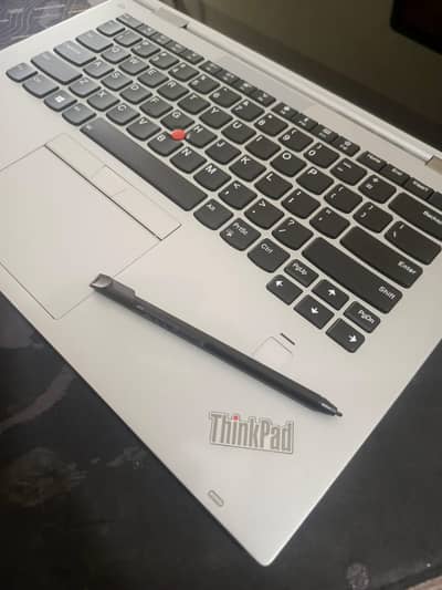 Lenovo X1 Yoga Core i7 7th Gen 16GB Ram 256GB NVMe Touch x360 14" Dis