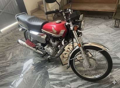 Honda CG 125S (2025 Model) – Pristine Condition!