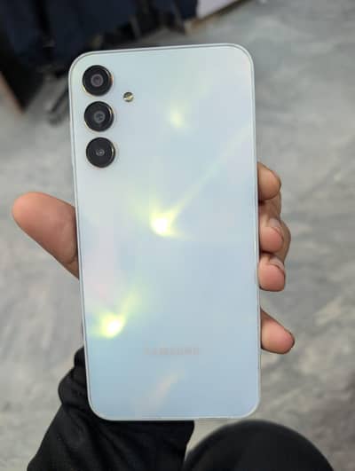 samsung a15.5g  8/256