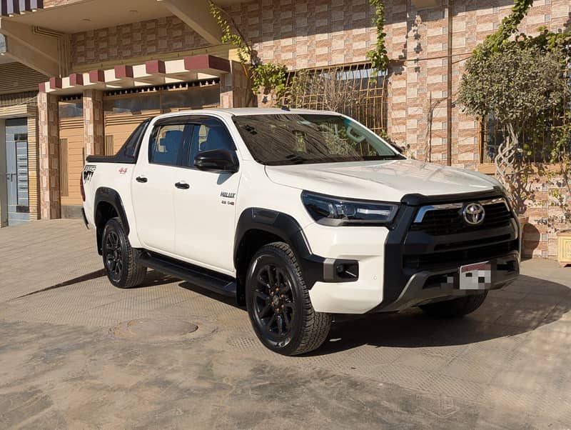 Toyota Hilux Rivo Rocco 2022 2023 Bumper To Bumper Genuine - Cars ...