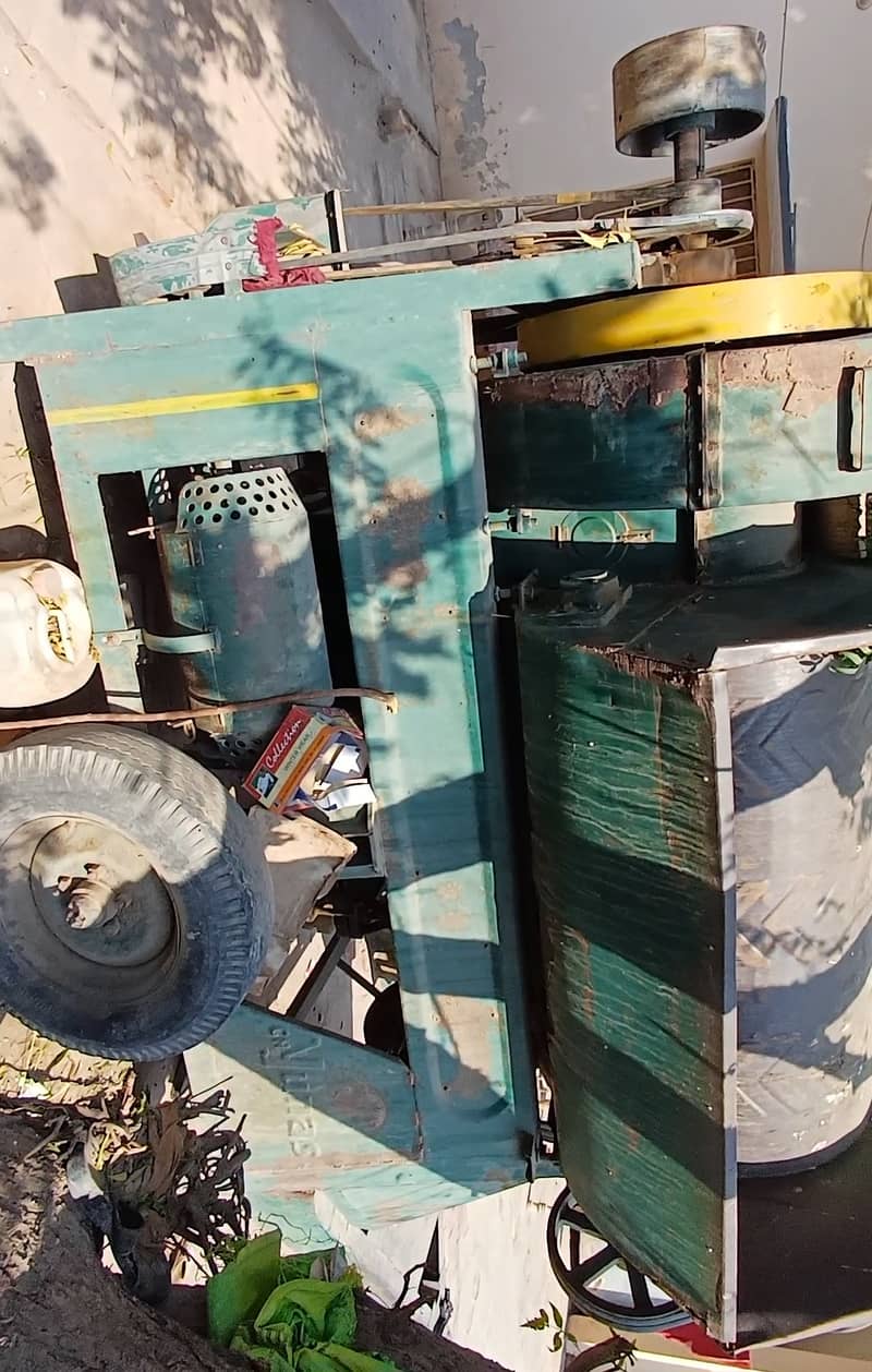 بہترین کنڈیشن میں تھریشر برائے فروخت 1