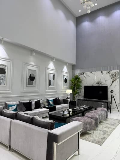 Luxury 2 Bedrooms Fully Furnished Only Female