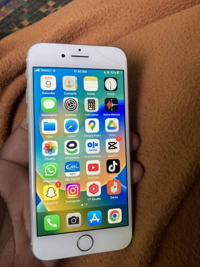 iphone 8 (PTA PROVED)