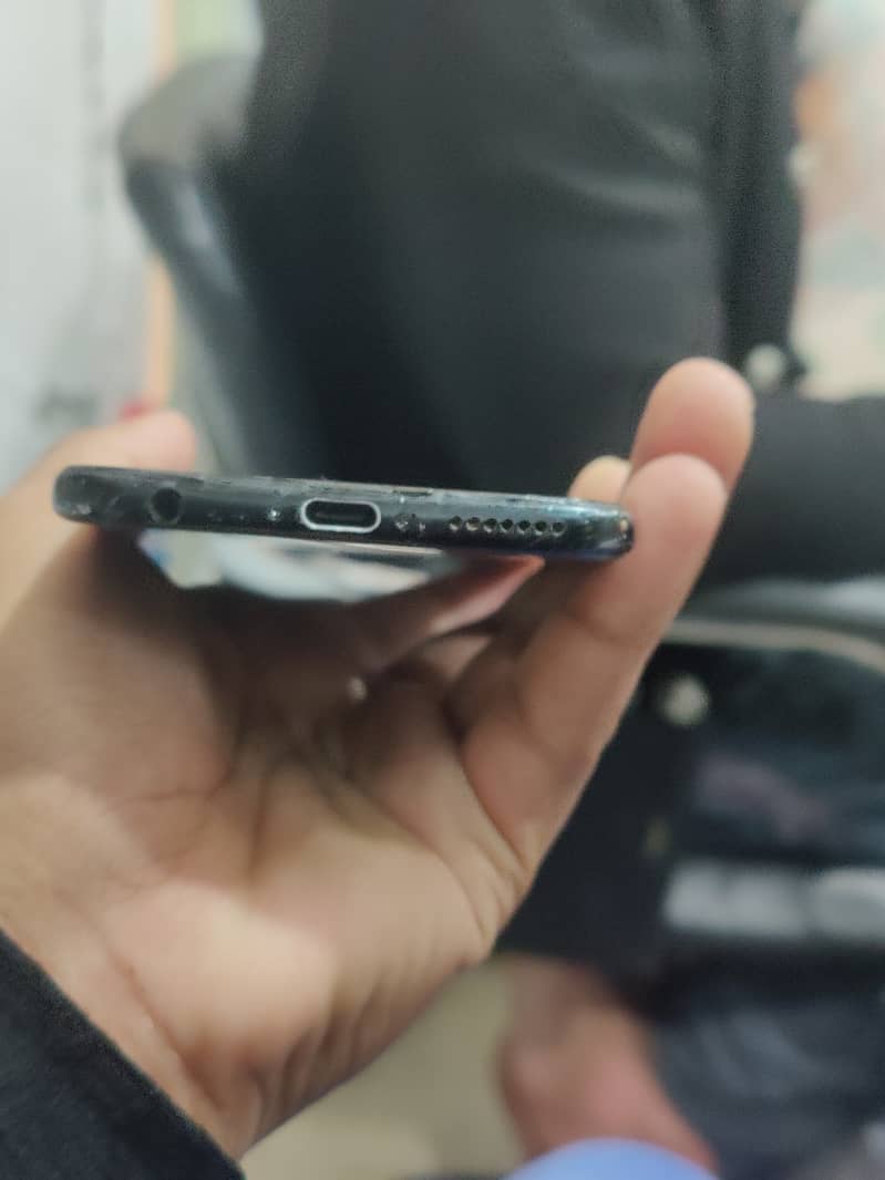 Huawei Nova 2 Plus 4