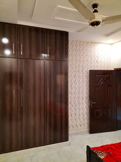 Ideal 5 Marla House Available In Cavalry Ground