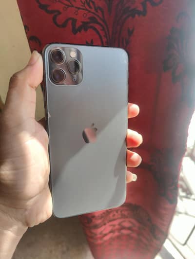 iphone 11 pro max PTA aprv