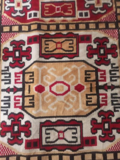 center kaleen rug