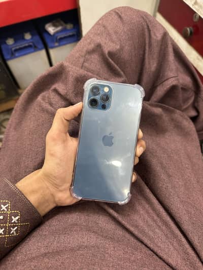 IPHONE 12 pro factory unlocked