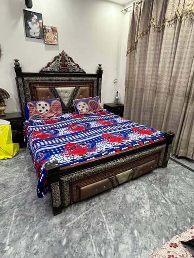 Full King Size bed Double bed with side tables Wood plus poshish bed