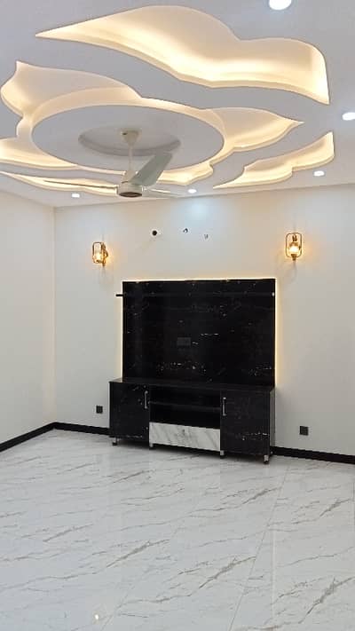 2 Beds Upper Portion 5 Marla Prime Location House for Rent in Green City Barki road Lahore.