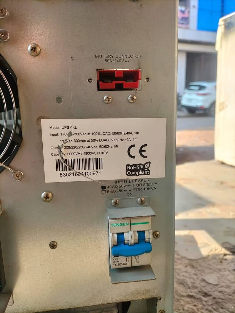 UPS 6000VA 0