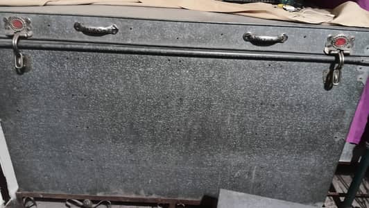 Heavy Petti Storage with stand