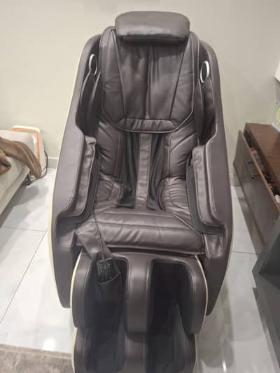 JC Buckman Massage Chair TMC 211