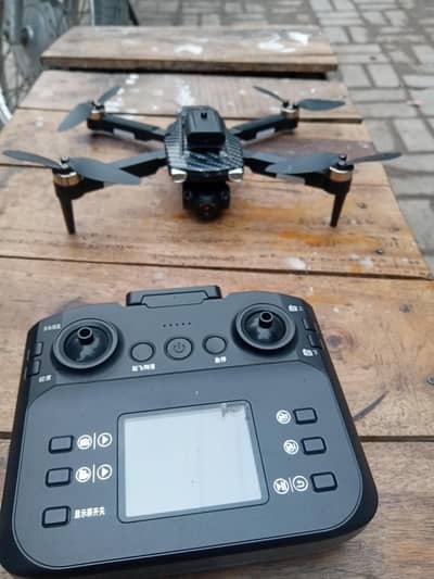 Good quality camera drone with lcd in remote for sale