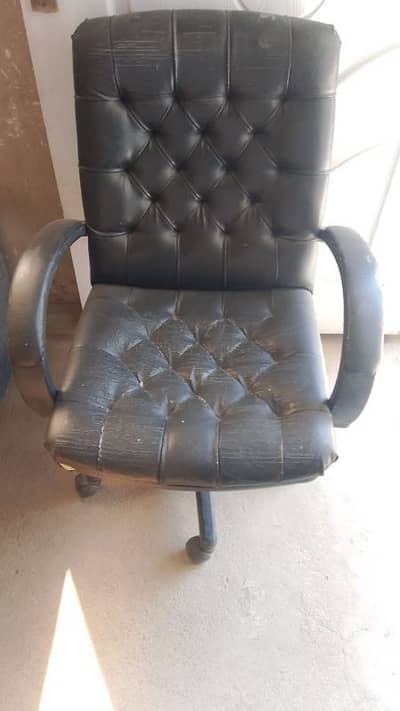 Office Chair / Computer Chair Used Office Staff Chair, Smooth Wheels,